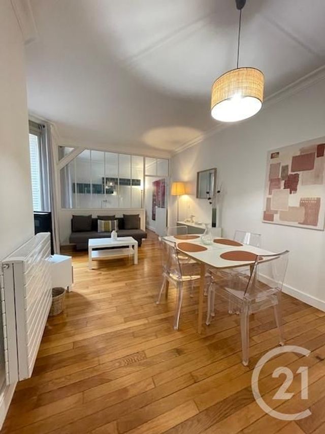 Appartement F2 à louer - 2 pièces - 55.9 m2 - PARIS - 75017 - ILE-DE-FRANCE - Century 21 Alpha Hoche