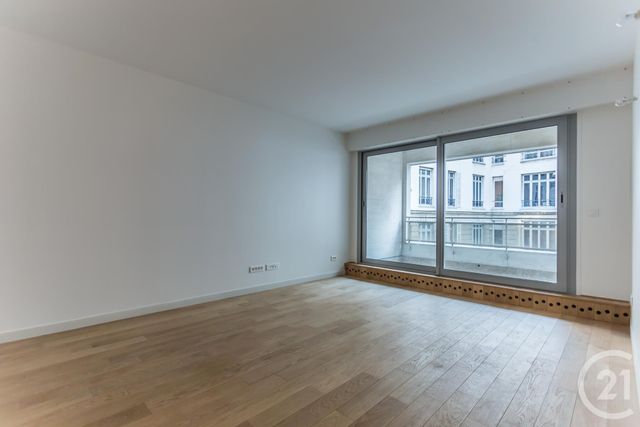 Appartement F2 à louer - 2 pièces - 61.06 m2 - PARIS - 75008 - ILE-DE-FRANCE - Century 21 Alpha Hoche